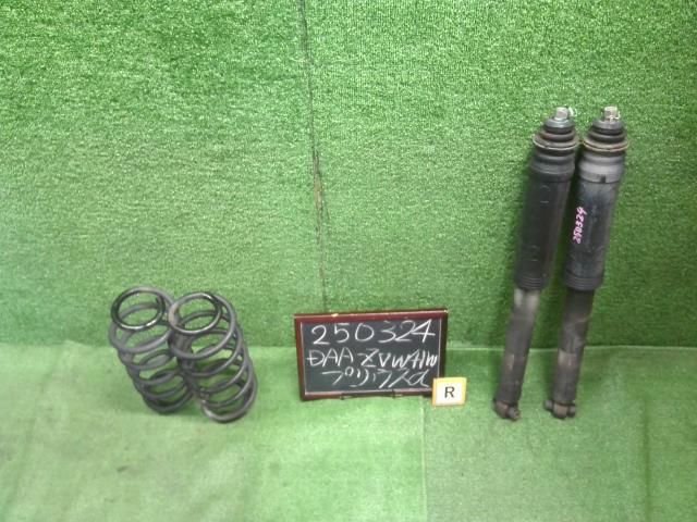 中古】プリウスα DAA-ZVW41W リアショックアブソーバー スプリング