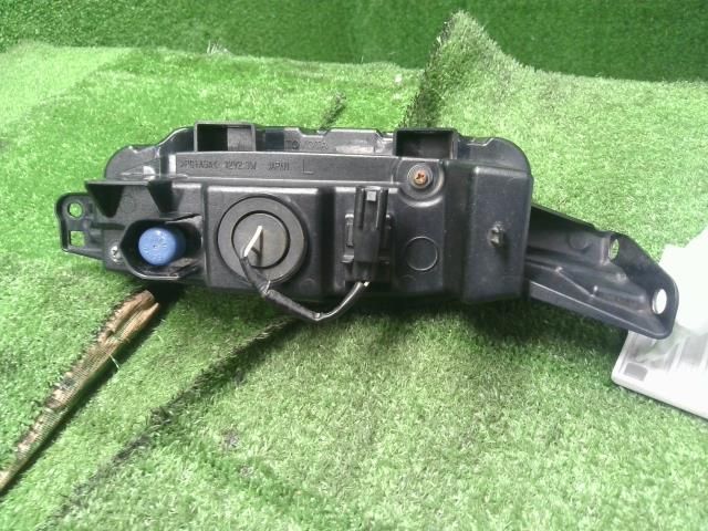 中古】プリウスα DAA-ZVW41W 左側 デイライト 自社品番250324 1G3