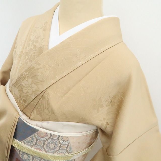 品格を宿し奥ゆかしく 色無地付下げ