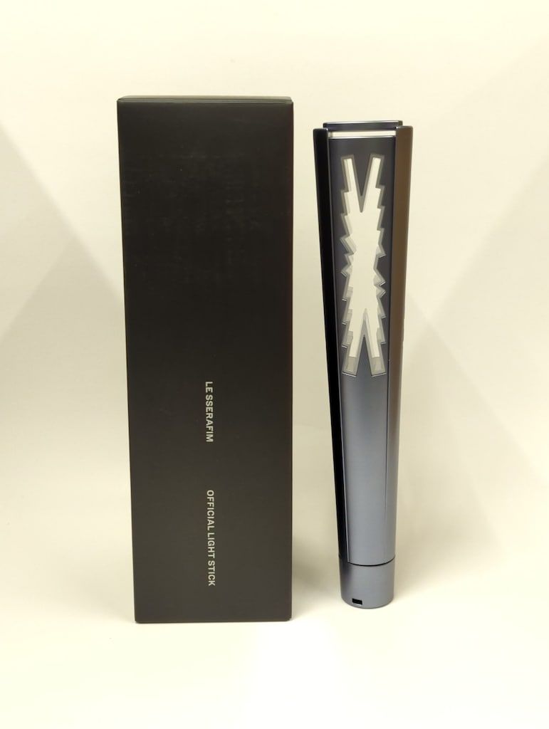 注文 LE SSERAFIM OFFICIAL LIGHT STICK ※動作確認OK！電池欠品 現状品》