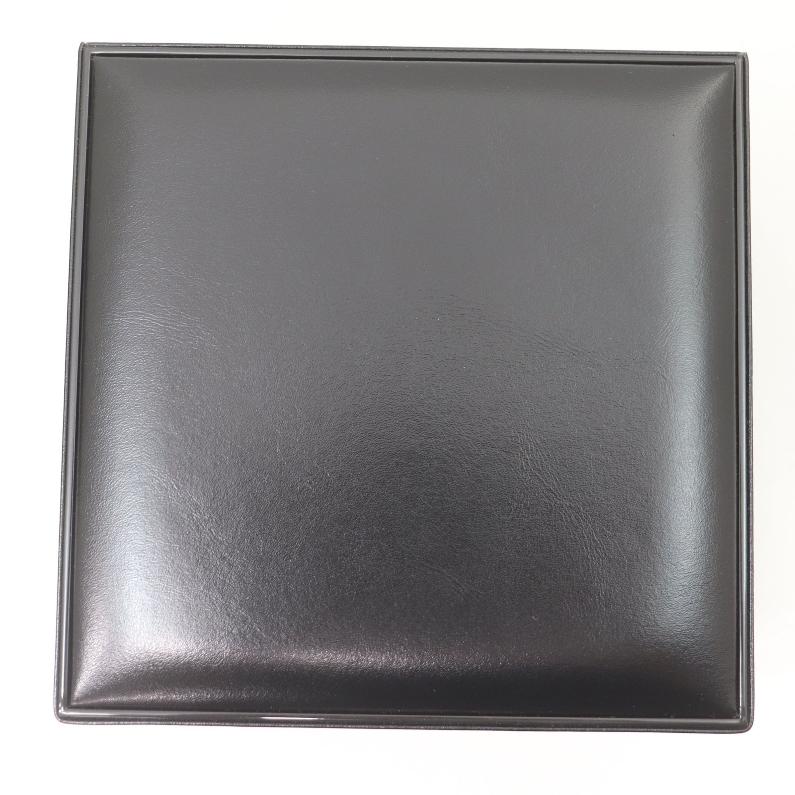 CHANEL シャネル ウォッチケース J 12用 空箱 BOX ホワイト ブラック レザー ロゴ 腕時計用 保管 ケース