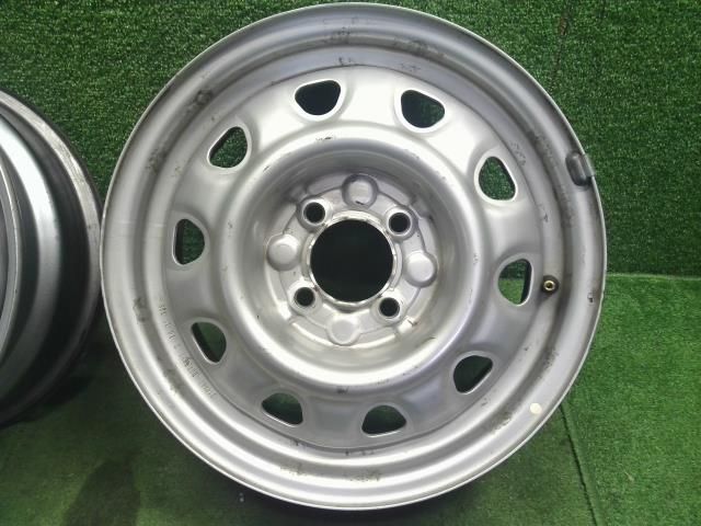 スチールホイール