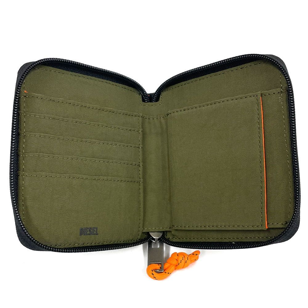 【新品】ディーゼル ボア ラウンドファスナー　二つ折り財布 迷彩 カモフラ DIESEL ディーゼル 新品・アウトレット ラウンドジップ X08292 P4289