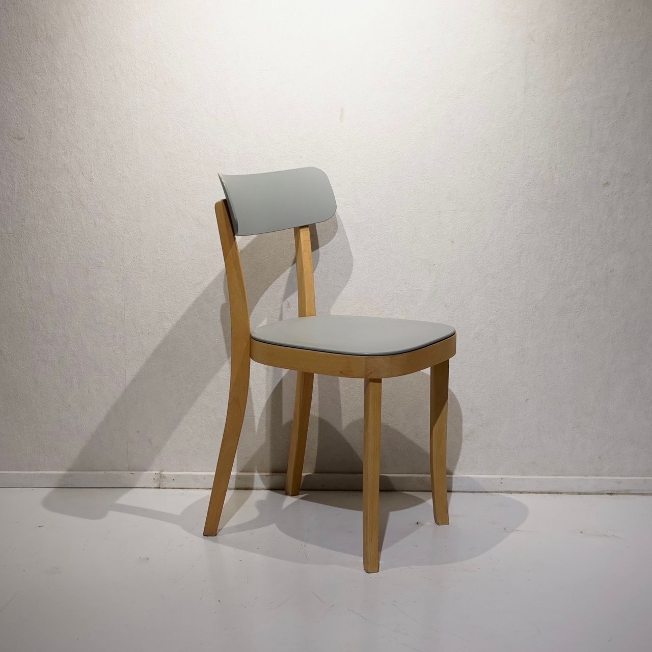 Vitra ヴィトラ Basel Chair バーゼルチェア ダイニングチェア