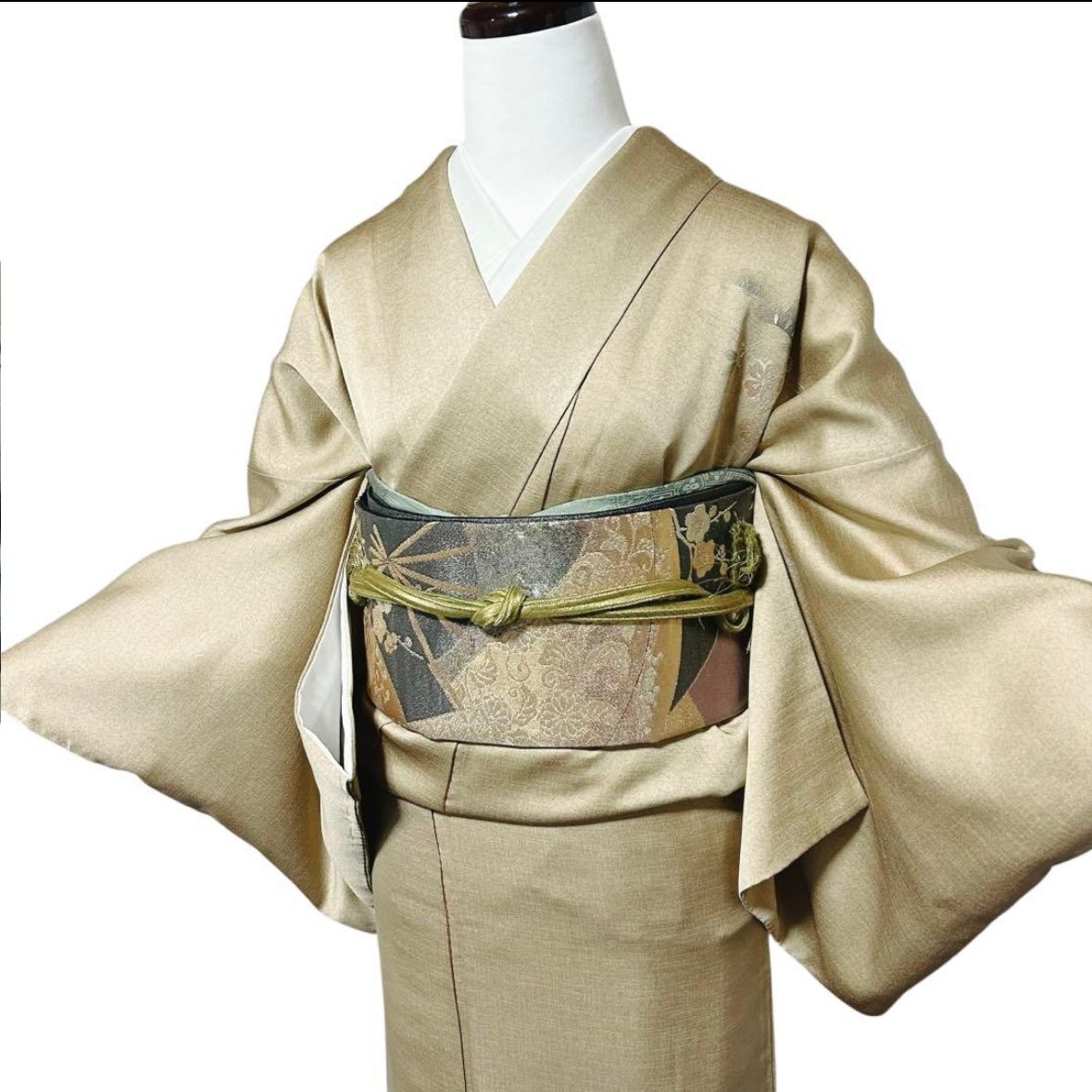 未使用 新品同様 ほぼ美品 袷 正絹 蘇州刺繍 訪問着 フルセット 4点