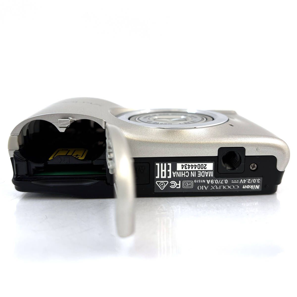 ニコン】NIKON COOLPIX A10 コンパクトデジタルカメラ 動作良好 #P755