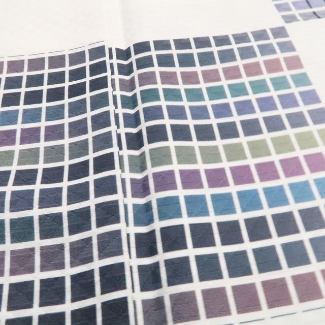  ❁tomihisa❁ 市松 着物 正絹 仕付け糸付 トールサイズ 装いに爽やかなリズムが流れる 小紋 7406 小紋 着物