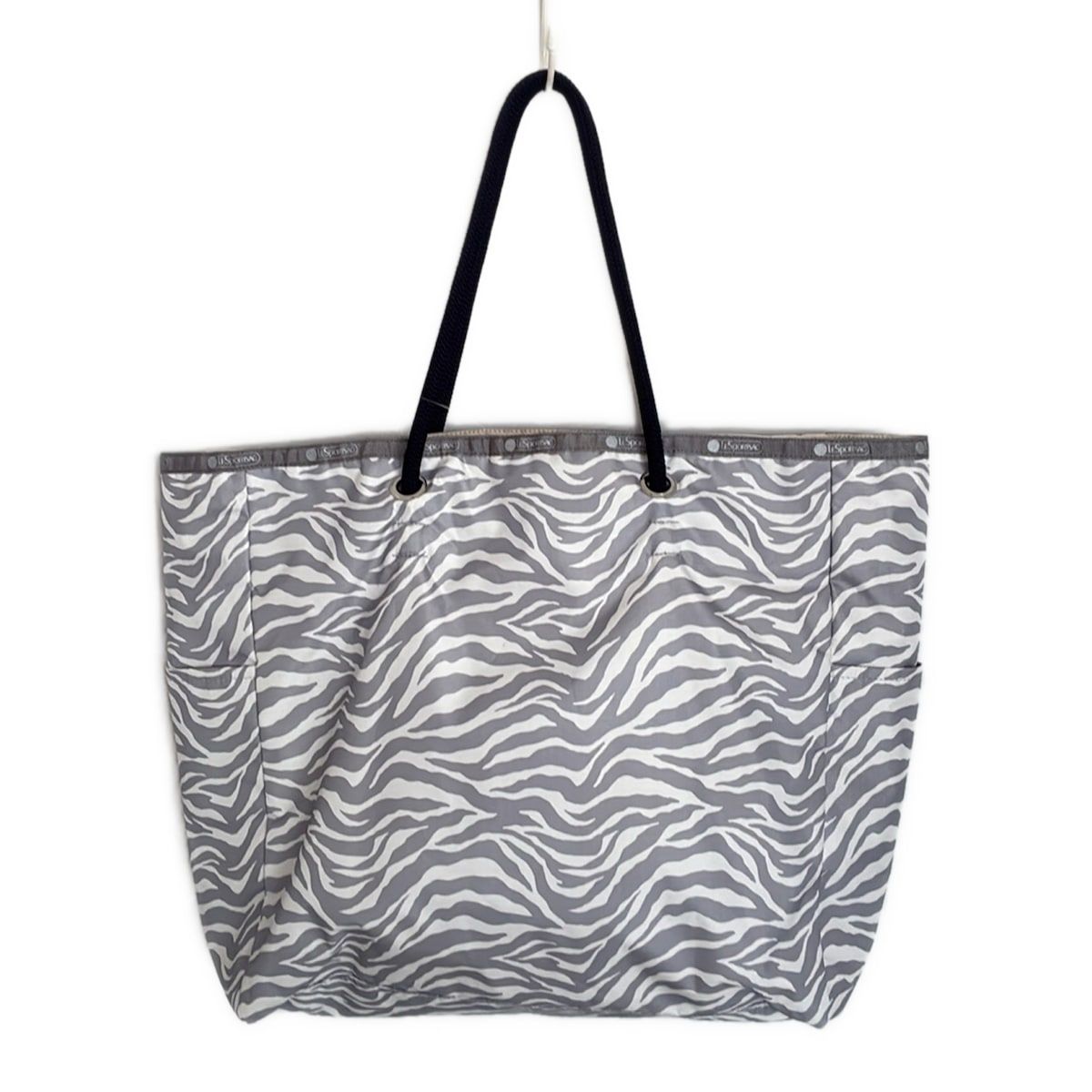 LESPORTSAC(レスポートサック) トートバッグ - グレー×白 ゼブラ柄