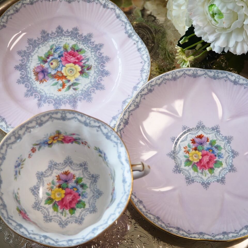 幻のライラック～シェリー クロッシェ トリオ1客A カップ＆ソーサー