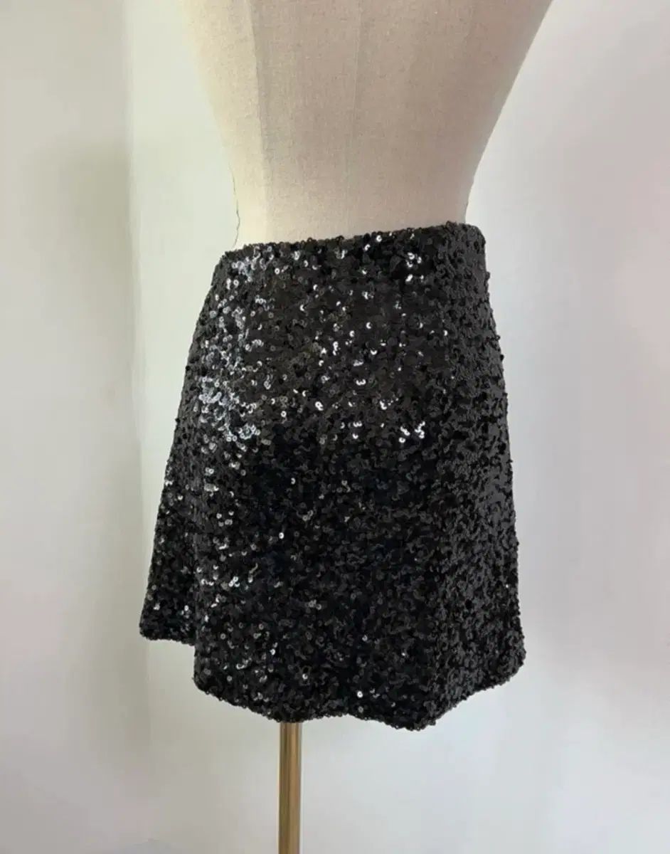 スカート S