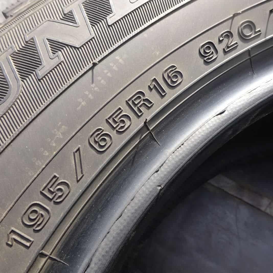  冬4本SET 会社宛 195 65 R 16 92 Q ダンロップ WINTER MAXX WM 02 プリウス60系 ライズ アテンザスポーツ ロッキー レックス NO Z 5501 16インチ スタッドレス