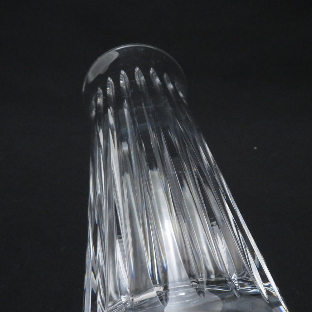 Baccarat バカラ フローラ ビゾー 花瓶 高18cm フラワーベース 花びん