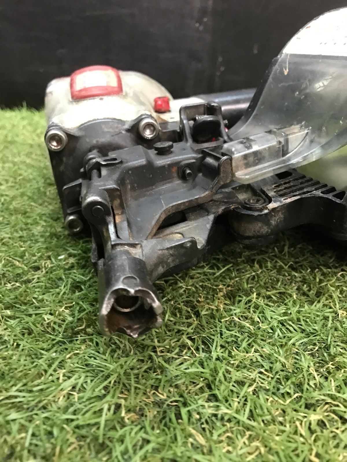 65㎜常圧釘打機 コイルネイラ