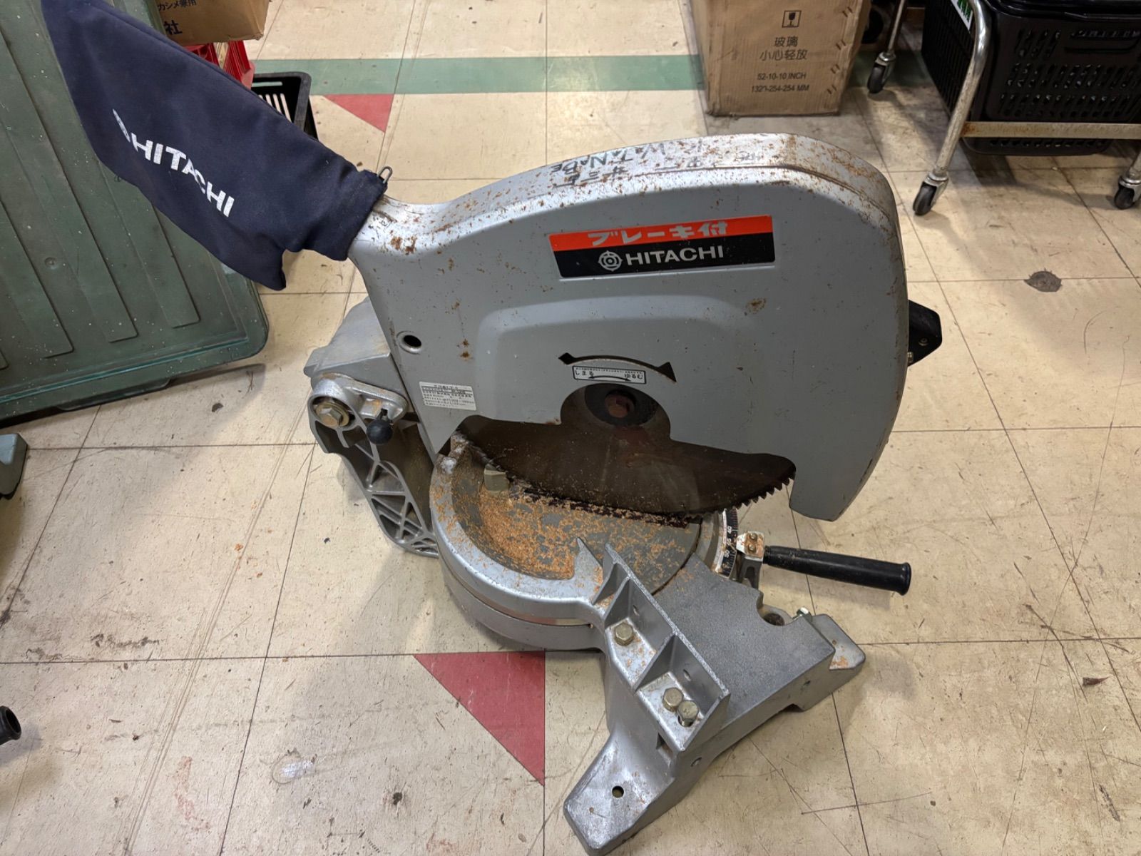 日立 HITACHI 380 mm ブレーキ付卓上丸のこ C 15 FB 通電 済