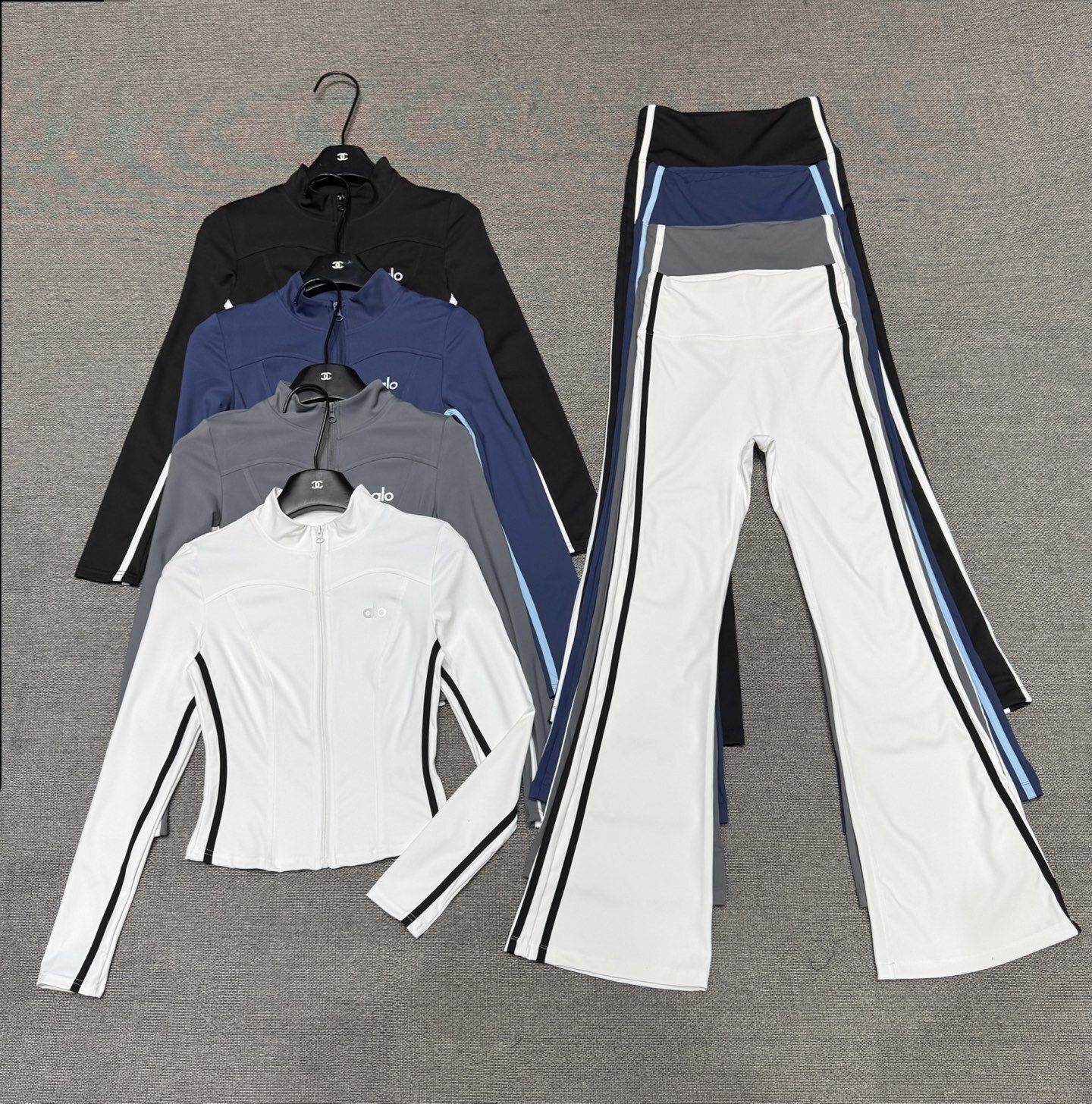 清潔感レディースセット トレーニング カジュアル兼用 ブラックラインデザイン