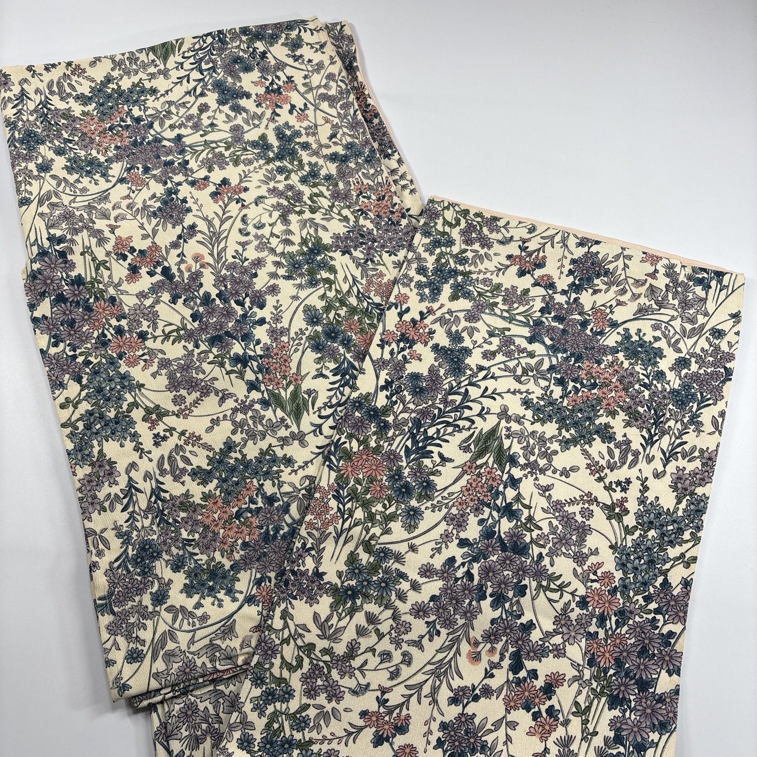 【着物まとめ売り】　正絹小紋10枚 着用可　リメイク素材　目立った汚れなし 小紋 10枚 正絹 着物まとめ売り 同梱購入歓迎 リメイク用 着付け練習用