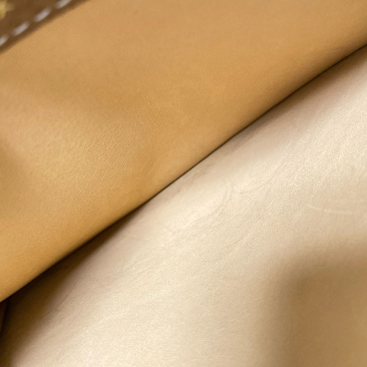 フラグメントケース