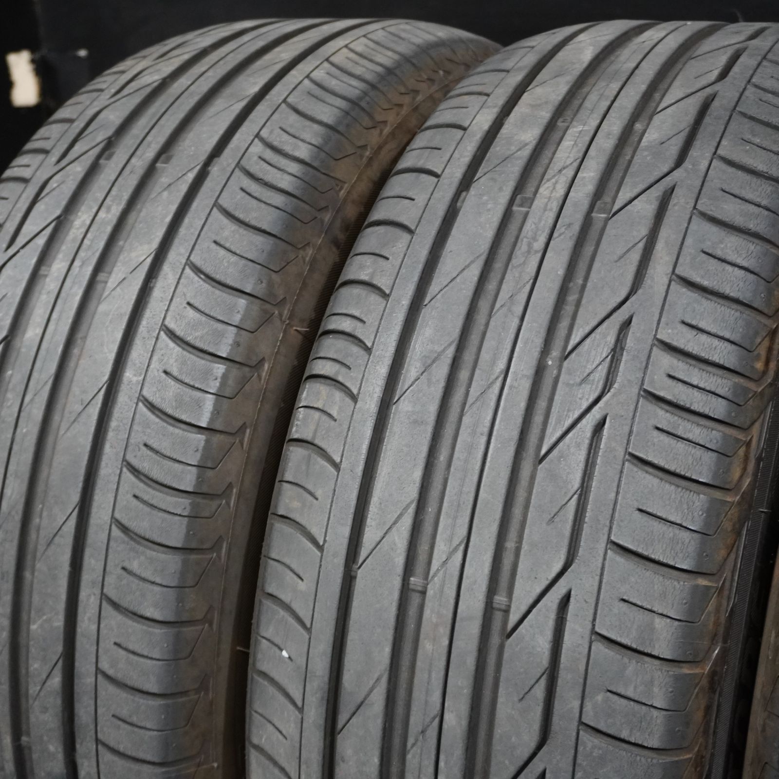 21年製 ブリヂストン TURANZA T 001 225 50 R 18 4本 カローラクロス ヴェゼル オデッセイ マツダ6等