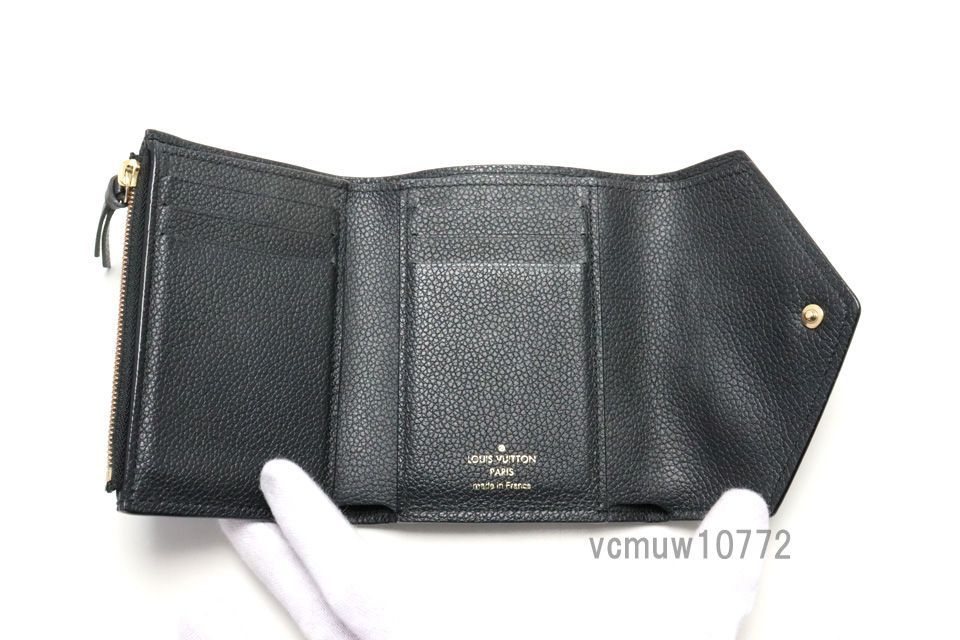  RFIDタグ近年 美 ルイヴィトン モノグラムアンプラント ポルトフォイユヴィクトリーヌ バイ 3つ折り財布 1113 jp 270-5 D 三つ折り財布 折り財布