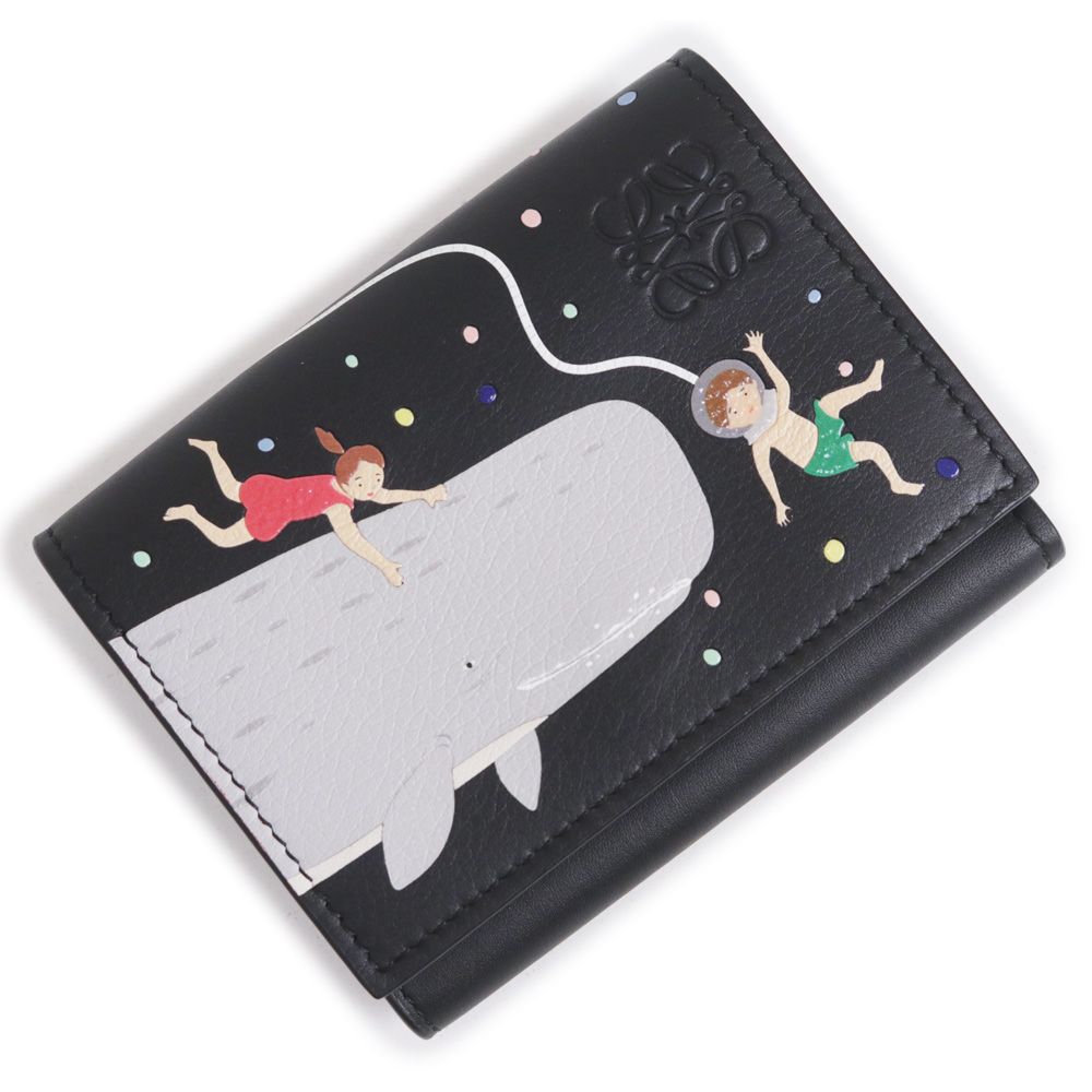 （新品・未使用品）ロエベ LOEWE トライフォールド ウォレット スナ フジタ コラボ クジラ 鯨 三つ折り財布 ナパカーフ レザー マルチカラー ブラック シルバー金具 C643TR2X36 ロエベ トライフォールド ウォレット スナ フジタ コラボ クジラ 鯨 三