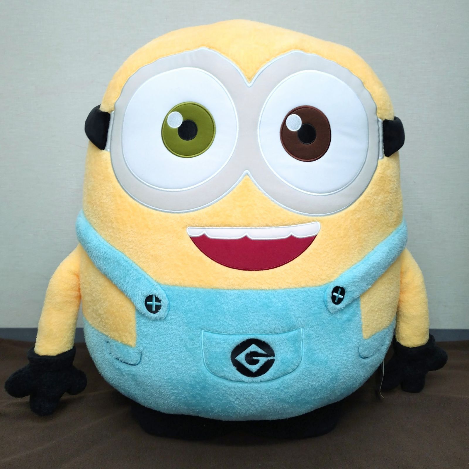 ミニオンもふもふたった！ぬいぐるみ 超特大 ボブ ミニオンぬいぐるみ ミニオン もふもふたった！ ぬいぐるみ超特大 ボブ - メルカリ