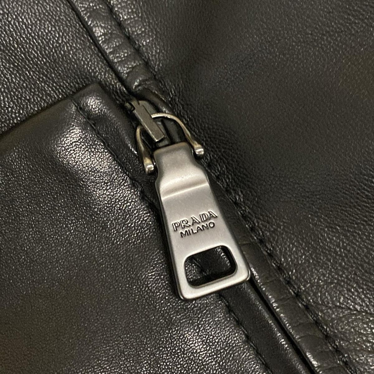 トライアングルロゴ