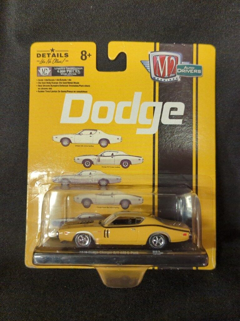 M2 Machines 1/64 AUTO-DRIVERS/DETAILS 1971 Dodge Charger R/T 440 6