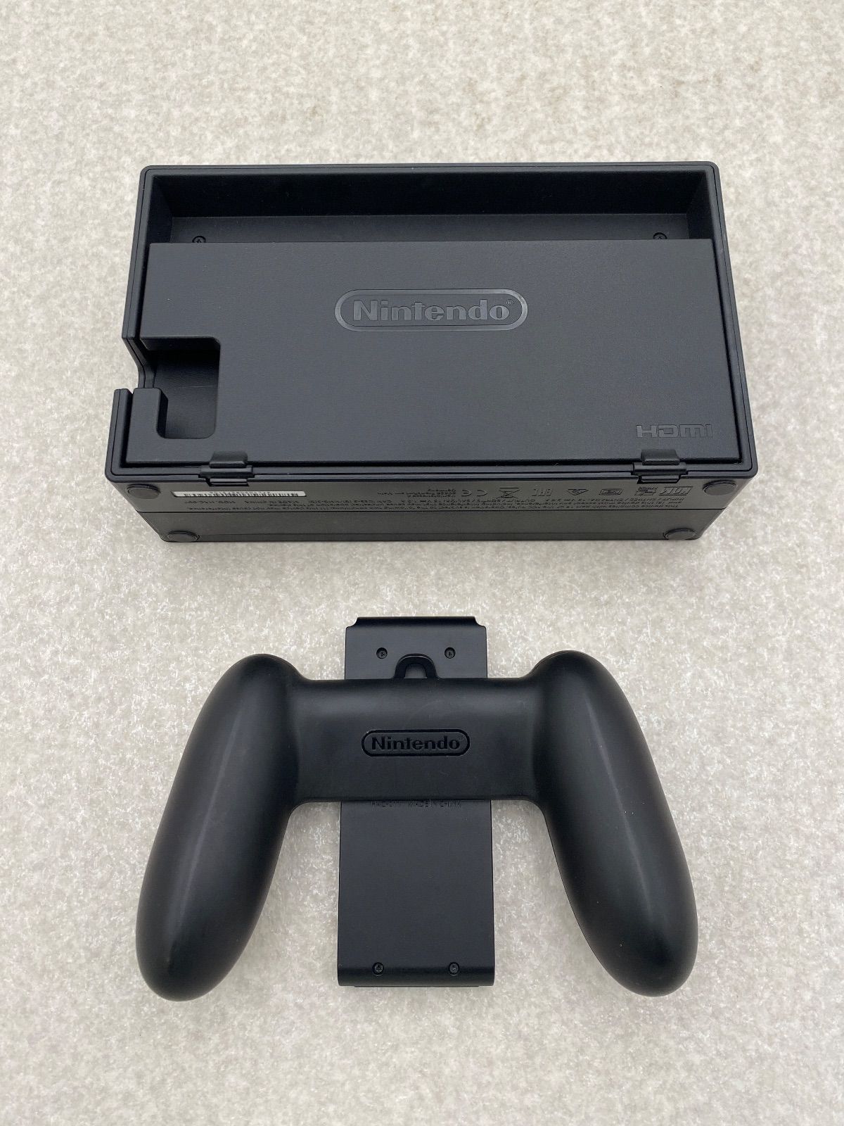 R ネオンレッド