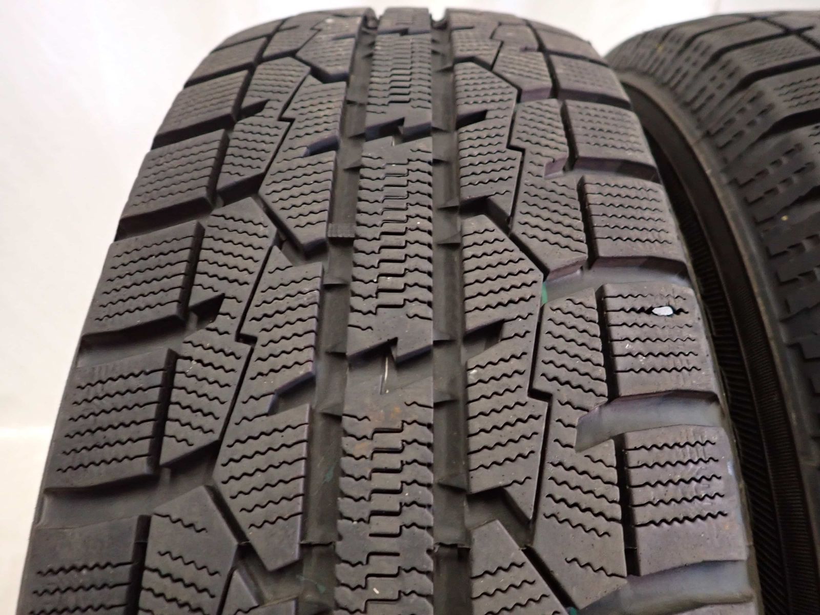 特売品 冬4本SET 会社宛 195 65 R 16 92 Q トーヨー オブザーブ ガリット GIZ 2020年 ライズ ロッキー レックス 店頭交換OK NO G 0284