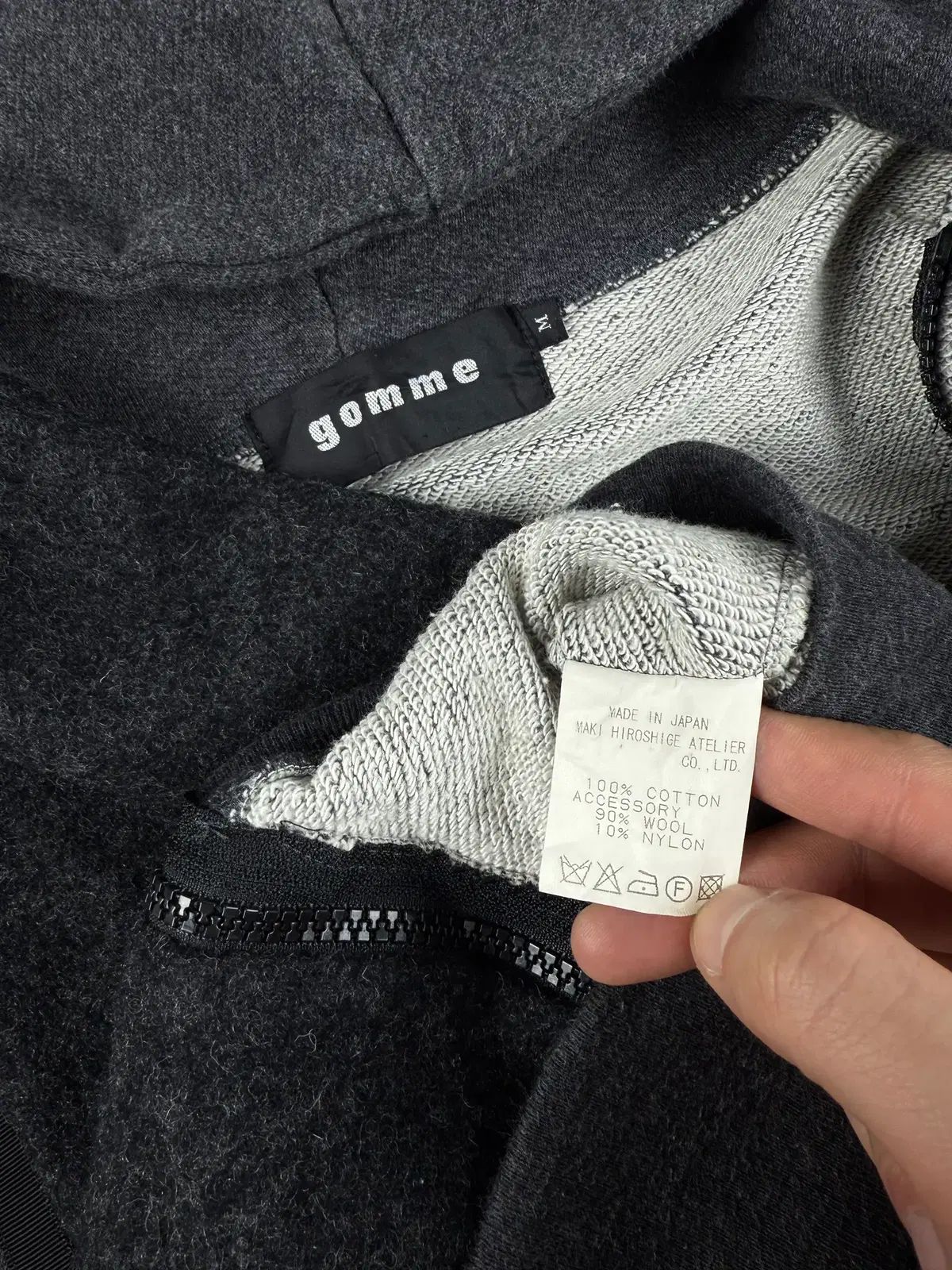 フードジップアップ