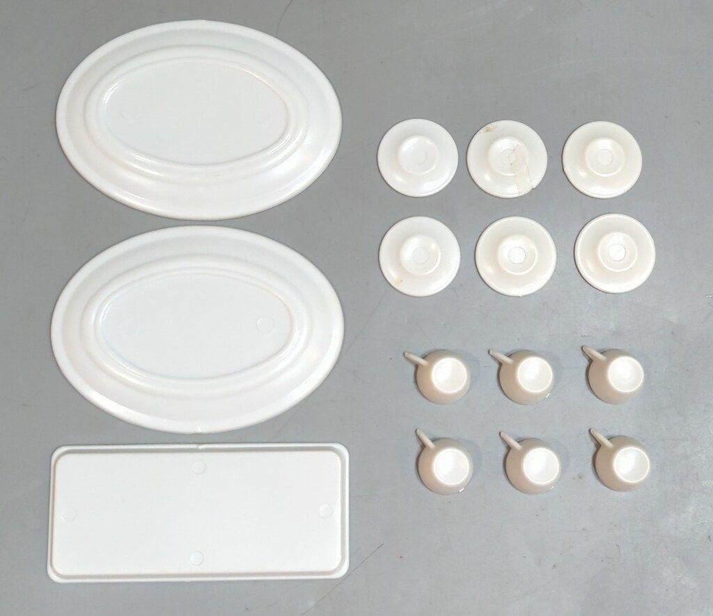 タカラ 2代目リカちゃん 白い白い家具セット ダイニングテーブル