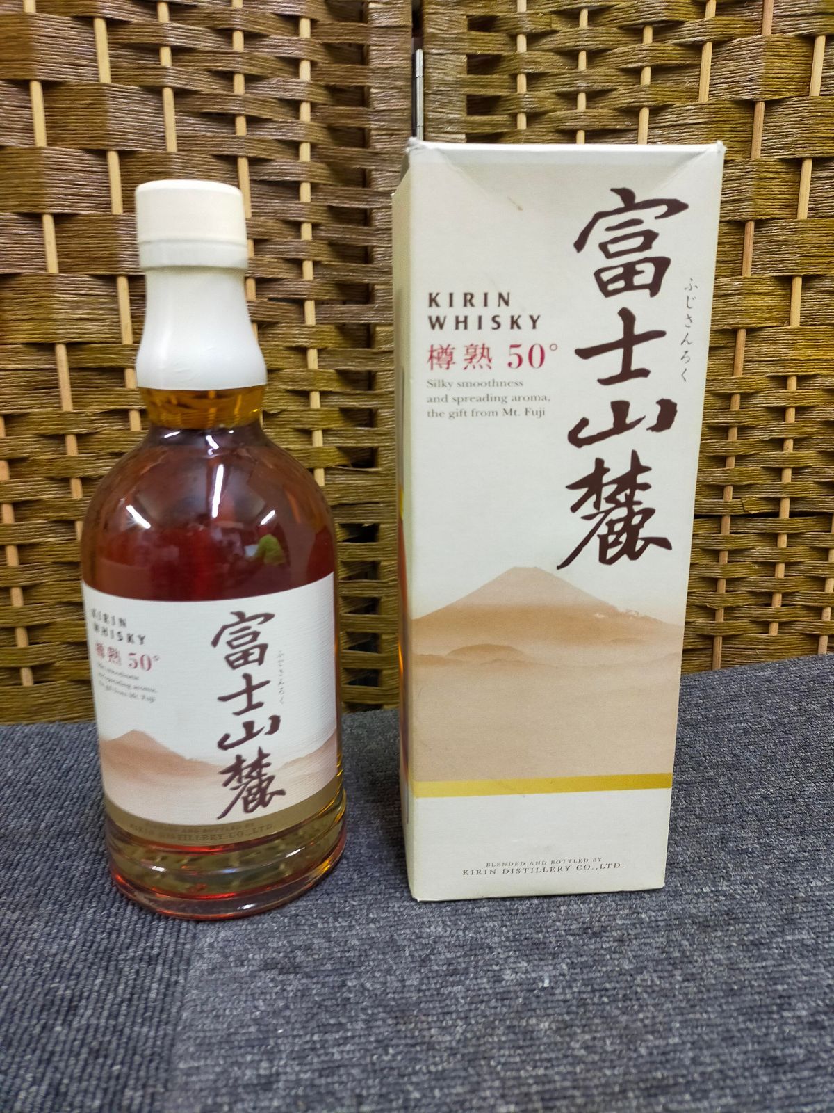 キリン 富士山麓 樽熟50 600ml 日本ウイスキー - メルカリ