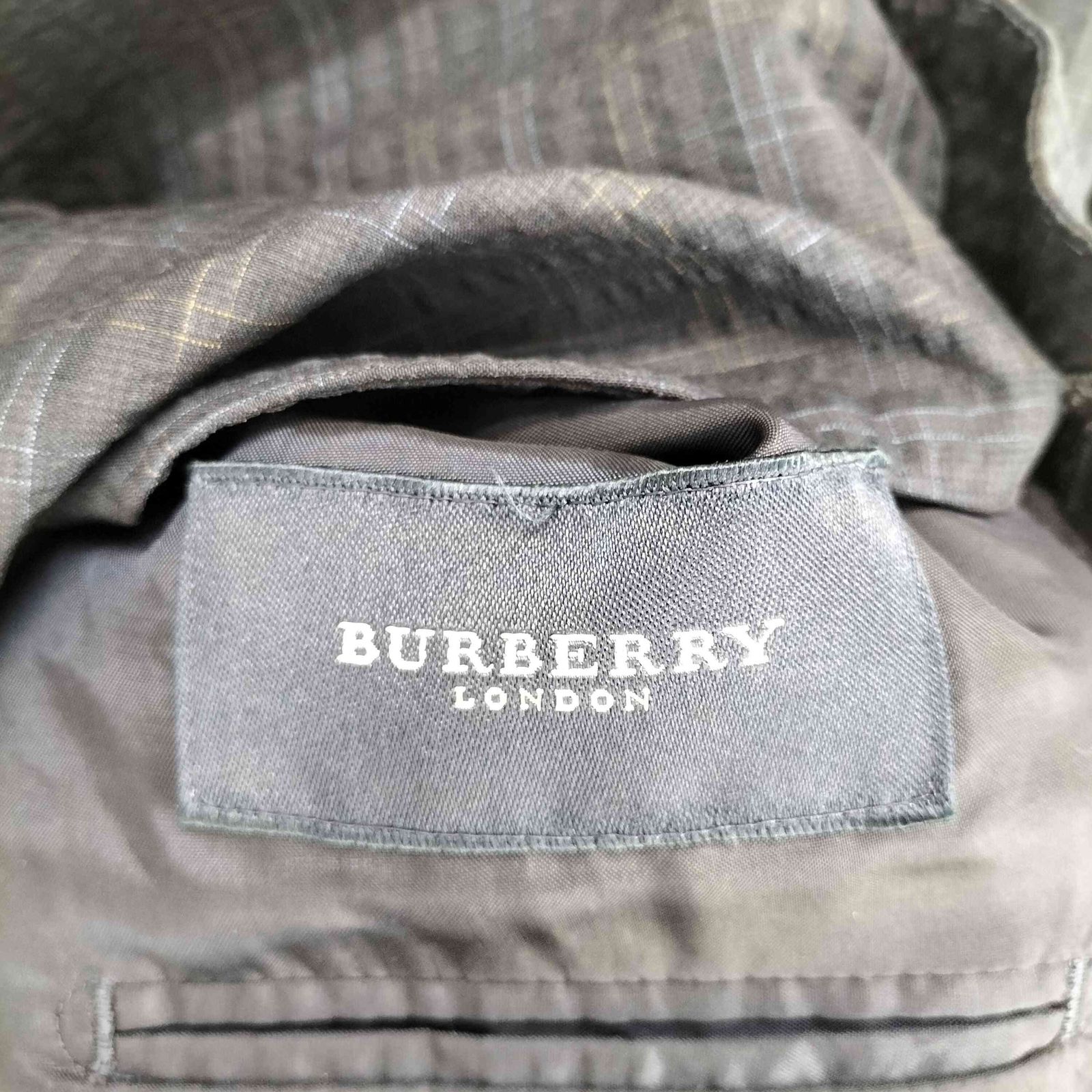 BURBERRY LONDON(バーバリーロンドン) シルク混デザイン2Bテーラードジャケット メンズ  98-92-165【中古】【ブランド古着バズストア】 バーバリーロンドン BURBERRY LONDON シルク混デザイン2Bテーラード