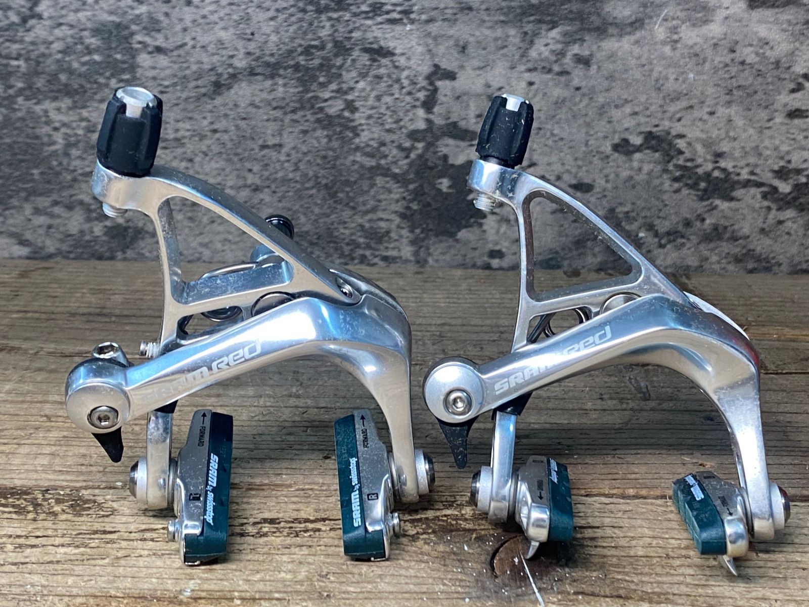 ★ スラム SRAM レッド Red キャリパーブレーキ 前後セット シルバー JR469 スラム SRAM レッド RED キャリパーブレーキ 前後セット 初代