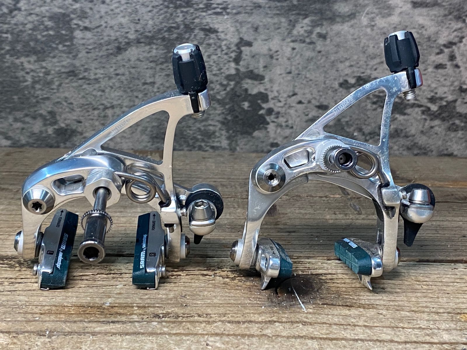 JR469 スラム SRAM レッド RED キャリパーブレーキ 前後セット 初代