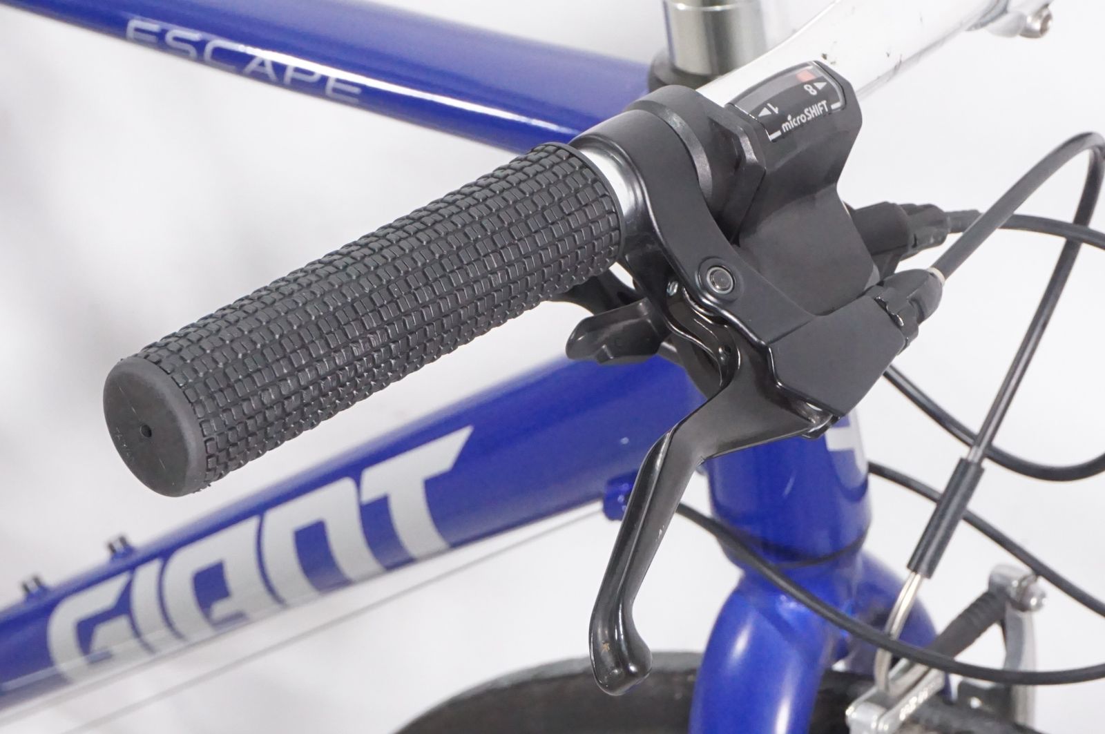R3 MS ESCAPE GIANT | Bicycles クロスバイク ジャイアント LTD 0 