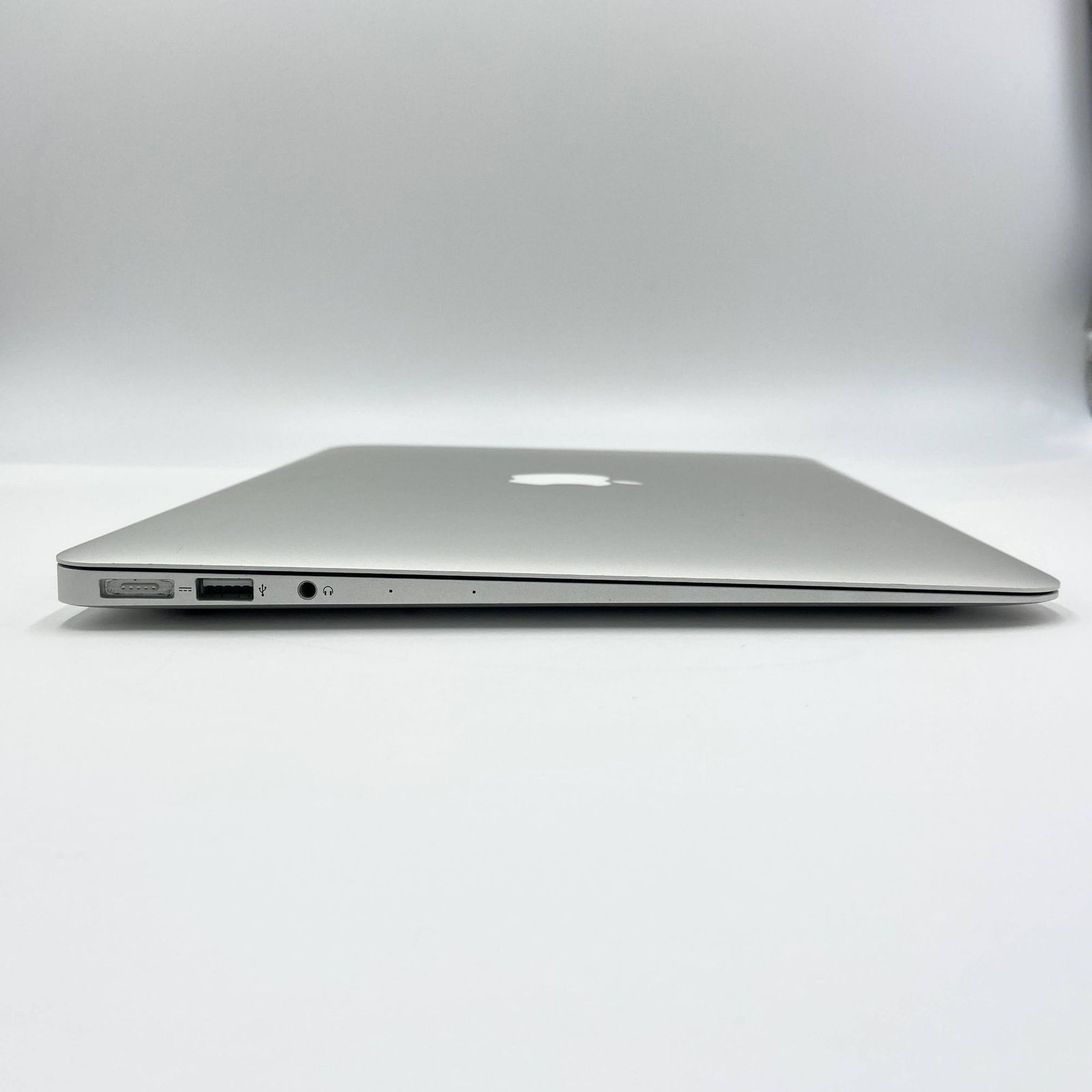 美品 Apple MacBook Air 2013 13インチ Core i5 4GB 128GB 充放電回数