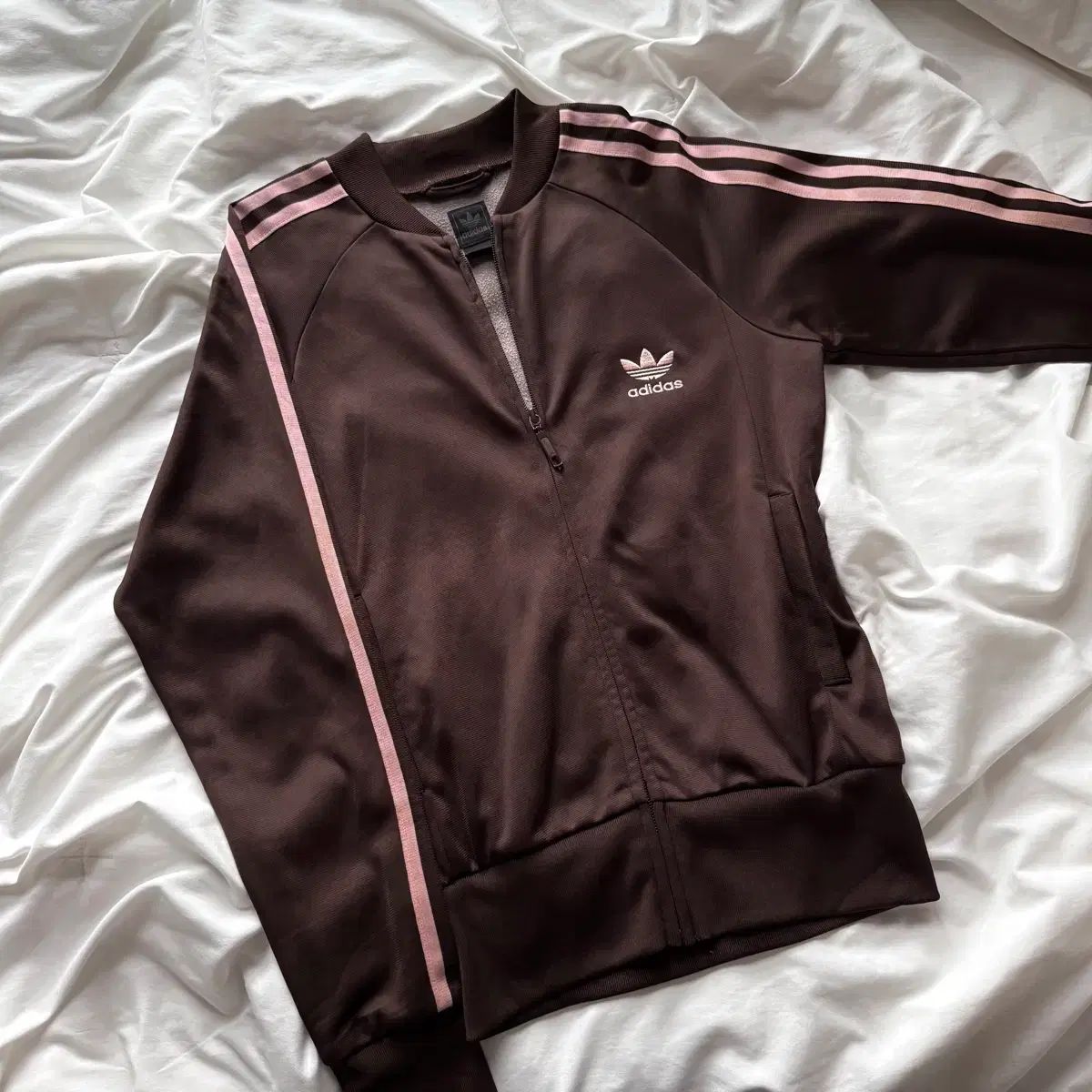 アディダス ヴィンテージ チョコ ピンク ジャージ - メルカリ