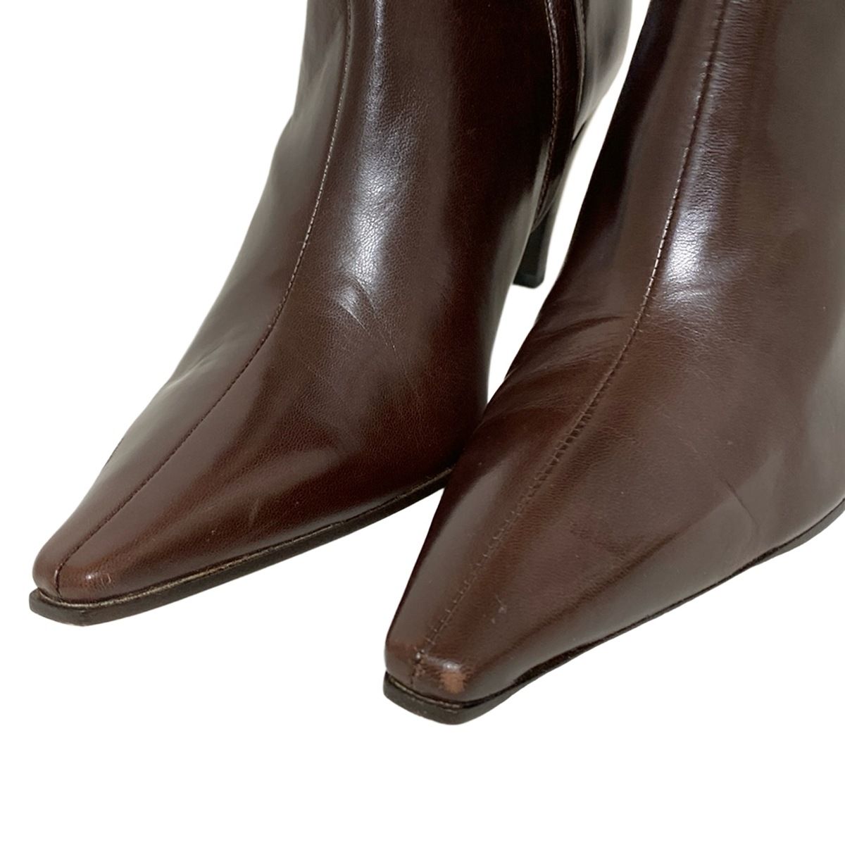 ショートブーツ