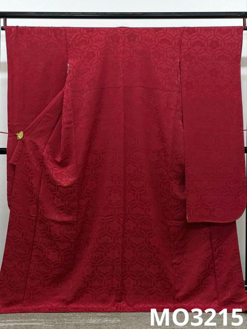 無地振袖 紋意匠 シンプル 松竹梅 赤系 身丈168cm 撥水加工済 MO3215