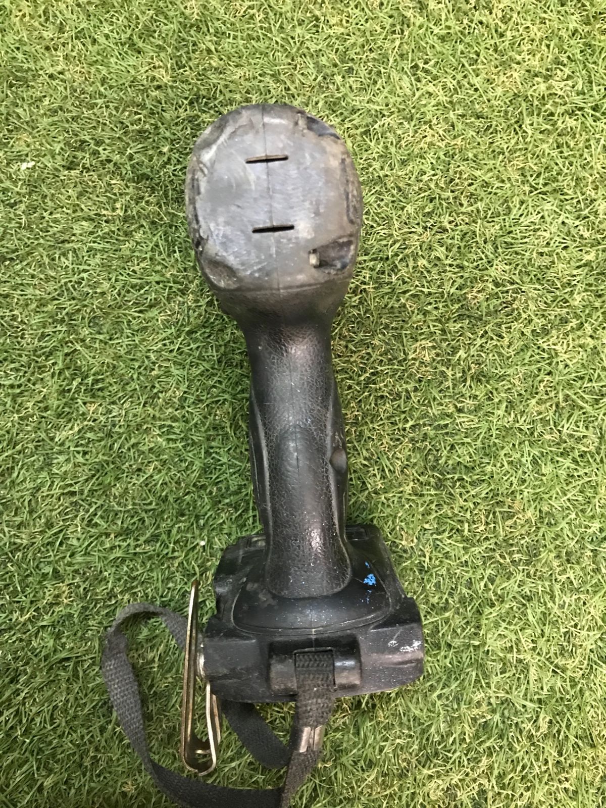 コードレスインパクトドライバー