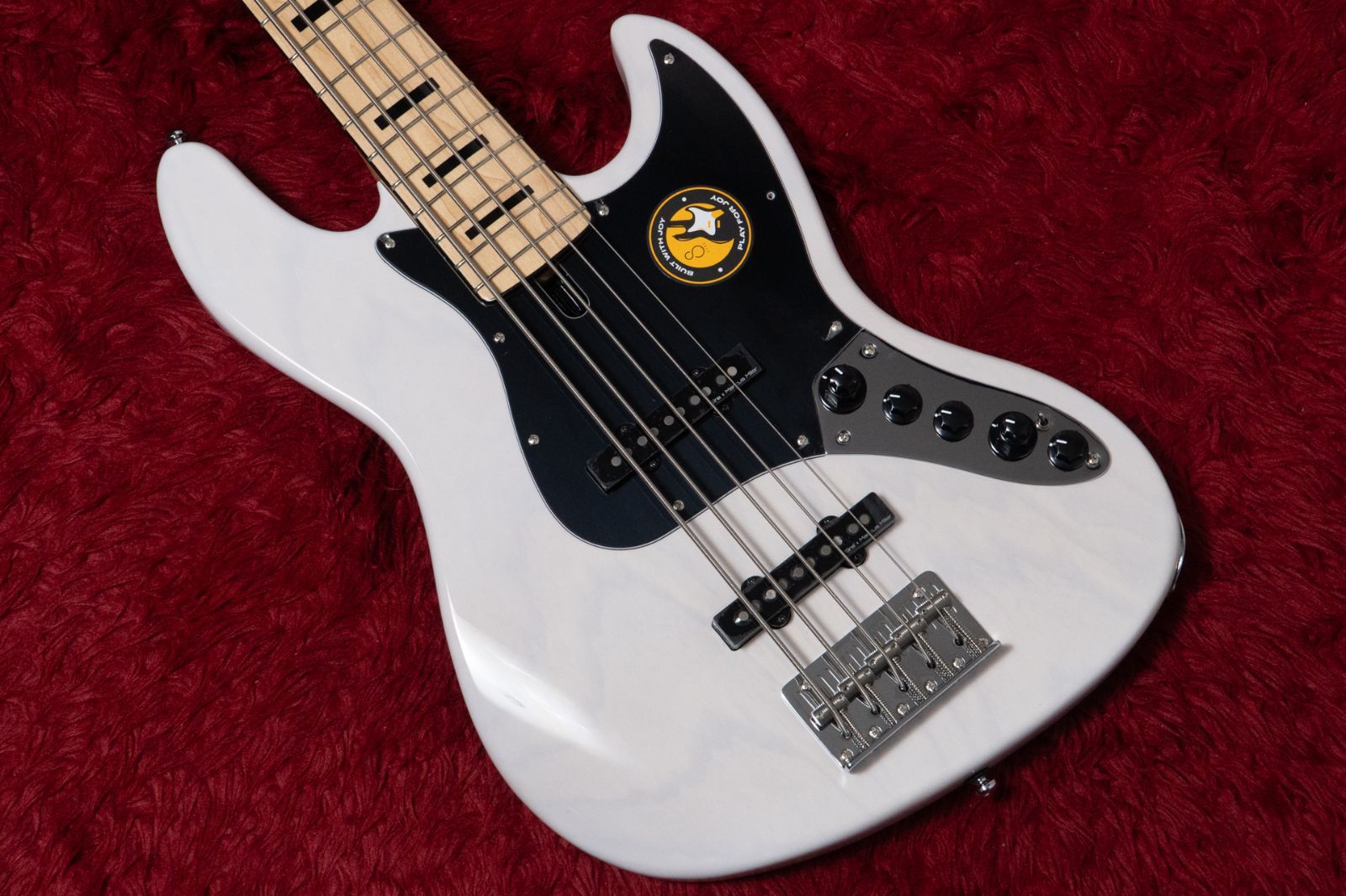 Sire V 7 Vin Ash 5 WB 4 395 kg GIB横浜