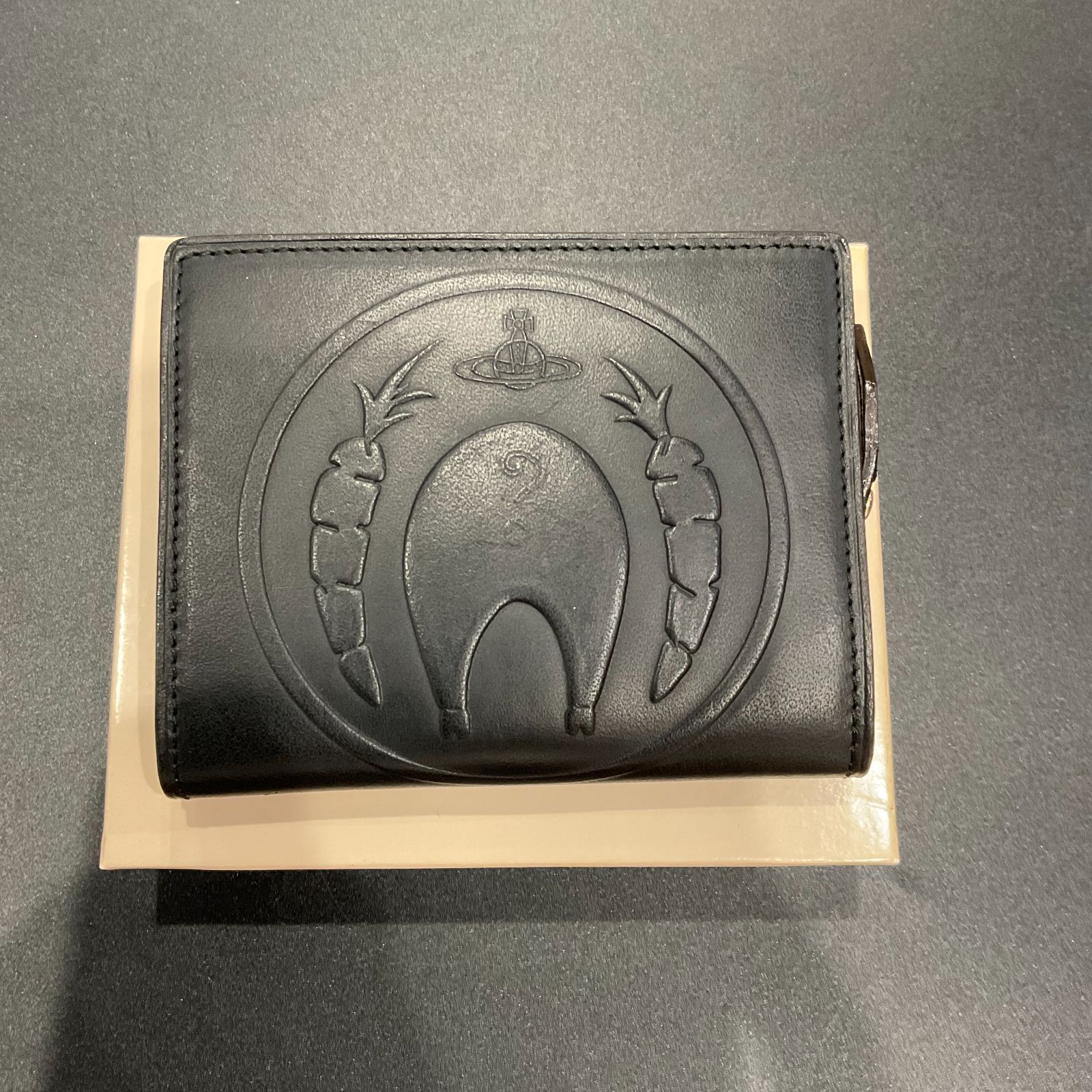 ヴィヴィアンウエストウッド 財布