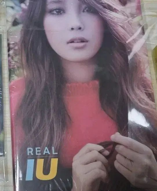 IU(アイユ) リリアル+未開封 ストア IU(アイユ) （ IU ） ー 2 家