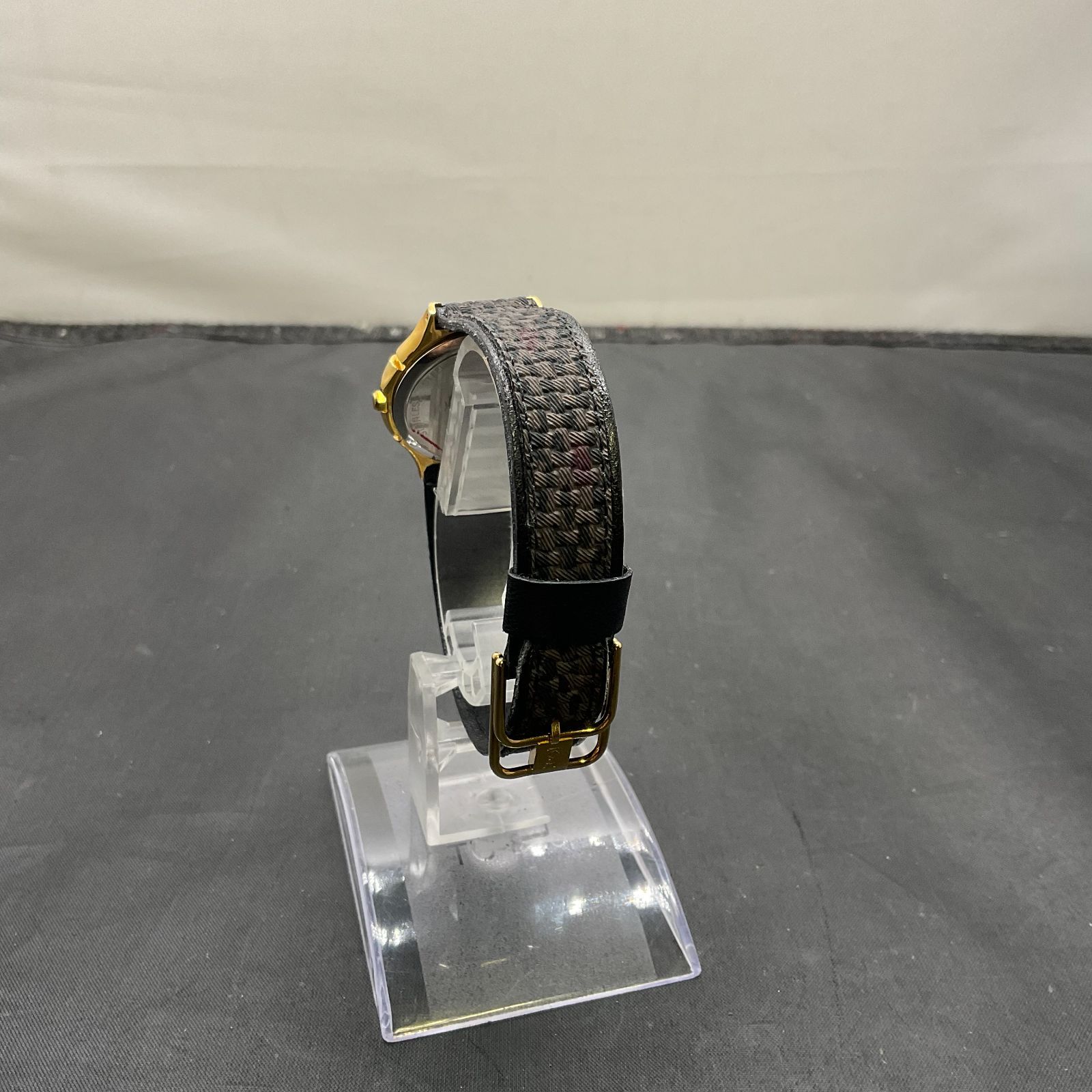  イヴサンローラン QZ 時計 腕時計(アナログ) 時計