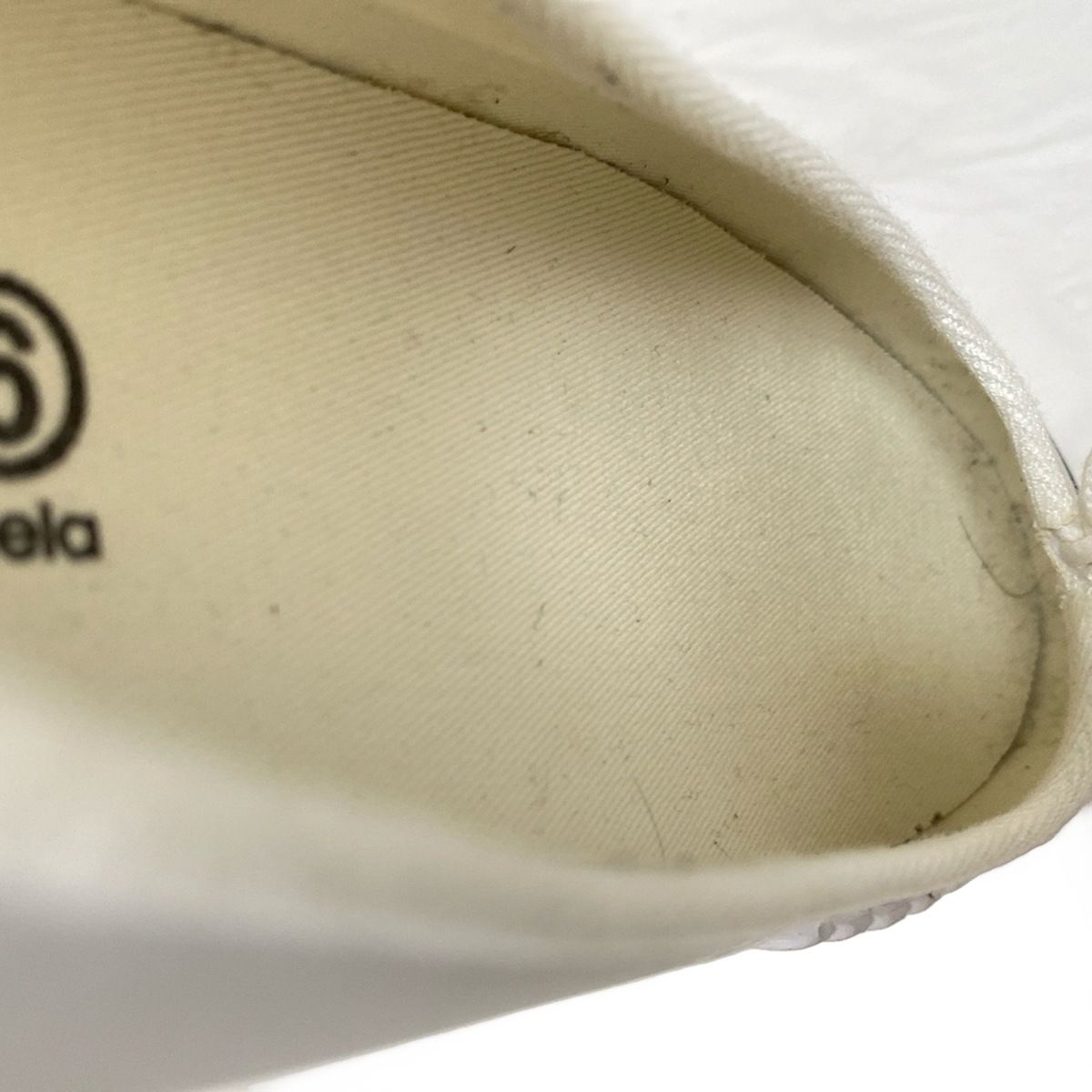 フラットシューズ