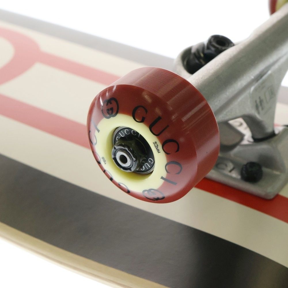 GUCCI (グッチ) インターロッキングG スケートボードデッキ ブラック