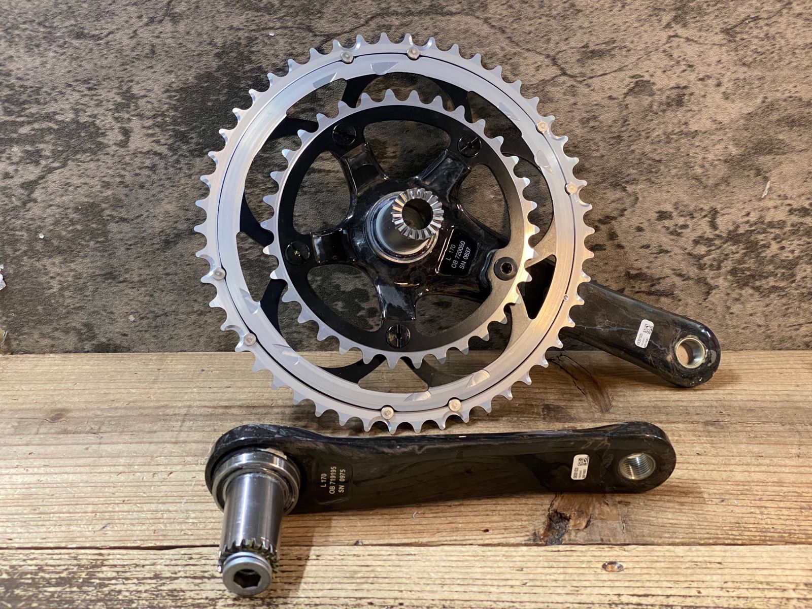 Campagnolo Centaur カーボンクランク 50-34T BB付き Campagnolo Centaur カーボンクランク 50-34T BB付き Campagnolo