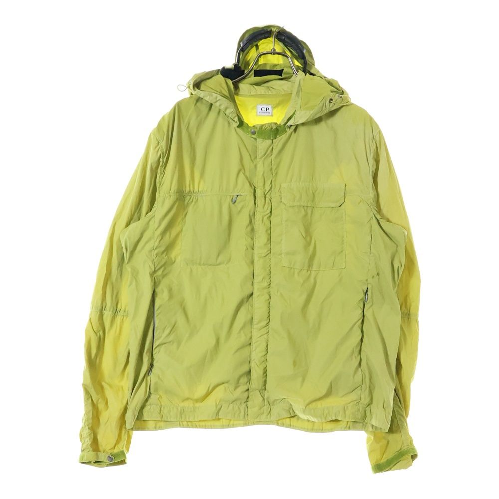 CP Company フード付きバ−ガンディ−色ナイロンジャケット中綿入りライト CP Company フード付きバ−ガンディ−色ナイロンジャケット中綿入り