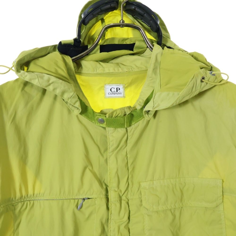 CP Company フード付きバ−ガンディ−色ナイロンジャケット中綿入りライト C.P. Company (シーピーカンパニー) Baruffaldi Goggle Jacket